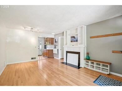 6514 N Princeton St, Portland, OR 97203 - photo 7