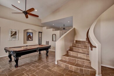Foyer 1