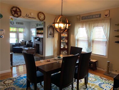 Dining room in middle