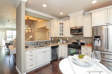 125 Concord Cir, Mountain View, CA 94040 - photo 7