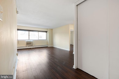 2101 17 Chestnut St unit 518, Philadelphia, PA 19103 - photo 2