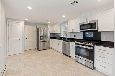 19 Jeffrey Rd, Billerica, MA 01821 - photo 5