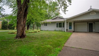 122 18th St N unit A, Menomonie, WI 54751 - photo 2