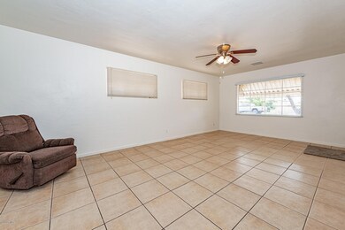 1604 E 1st Pl-7