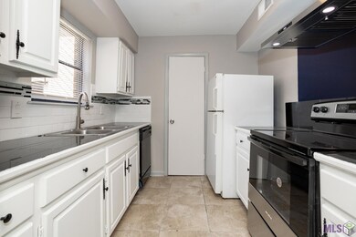 1963 S Brightside View Dr unit C, Baton Rouge, LA 70820 - photo 7