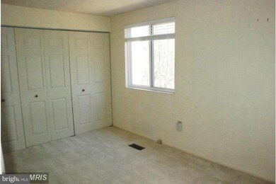 19136 Partridge Wood Dr, Germantown, MD 20874 - photo 7