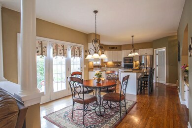 2608 Willow Ridge Dr, Naperville, IL 60564 - photo 4