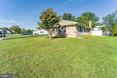12710 Clearfield Dr, Bowie, MD 20715 - photo 2