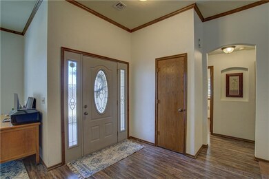 2604 SE 5th St, Moore, OK 73160 - photo 4