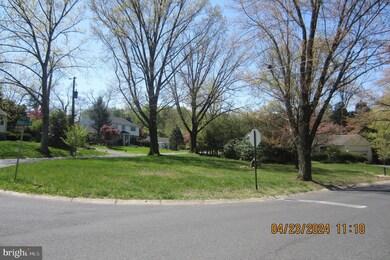 18 Oriole Dr, Reading, PA 19610 - photo 2