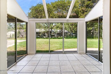 328 Wentworth-10