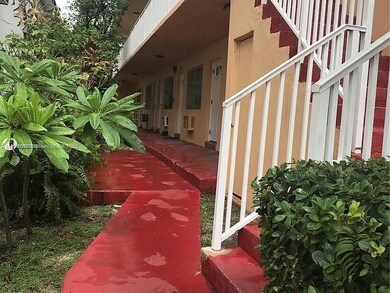 7720 Harding Ave unit 4, Miami Beach, FL 33141 - photo 2