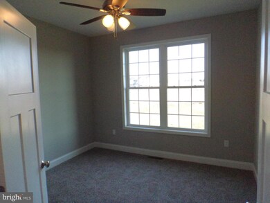 1129 Cydney Ln, Greencastle, PA 17225 - photo 6