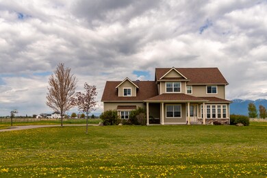 Convenient Lower Valley Location