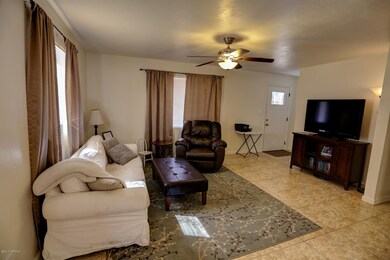 2 Living Rm