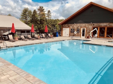 239 Skimobile Rd unit 305, Conway, NH 03860 - photo 3