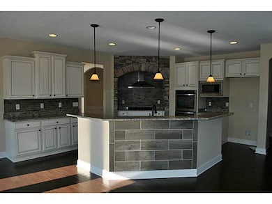 Kitchen. Yes, this is a fantastic kitchen to cook or entertain in