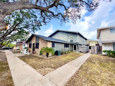 6118 Hidden Cove unit 4, Corpus Christi, TX 78412 - photo 2