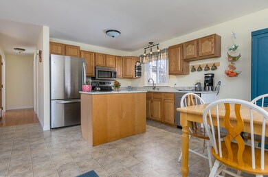 22 Missy Dr New Gloucester ME-large-003-
