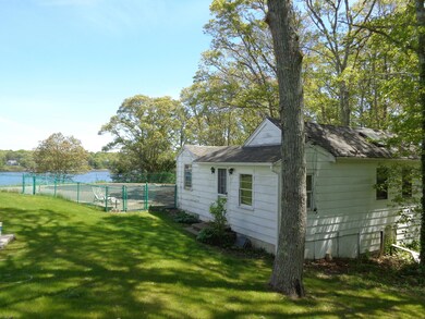 186 Cranberry Ln, South Yarmouth, MA 02664 - photo 4
