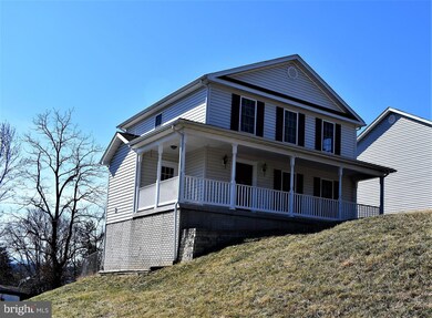 134 E North St, Strasburg, VA 22657 - photo 2