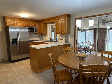 100 Bonnie Brae Dr, West Springfield, MA 01089 - photo 3