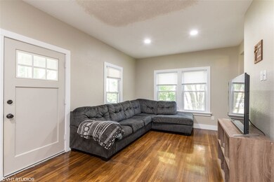 2122 Waterloo Rd, Cedar Falls, IA 50613 - photo 4