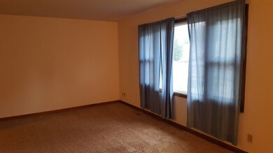 1248 California Ave, Aurora, IL 60506 - photo 4