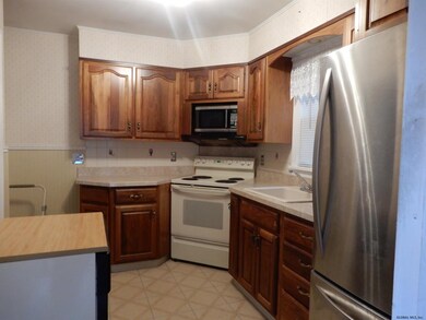 892 8th Ave, Troy, NY 12182 - photo 5