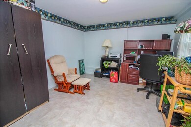 3036 Shakespeare Rd, Bethlehem, PA 18017 - photo 6