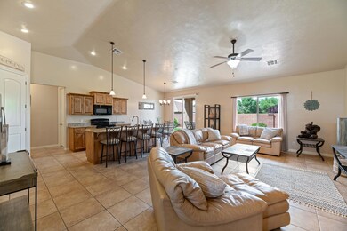 135 E Gold Bullion Way, Washington, UT 84780 - photo 6