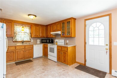 30 Ledgemont Ct, West Warwick, RI 02893 - photo 7