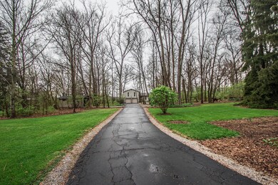 5855 Griffiths Ln, Powell, OH 43065 - photo 3