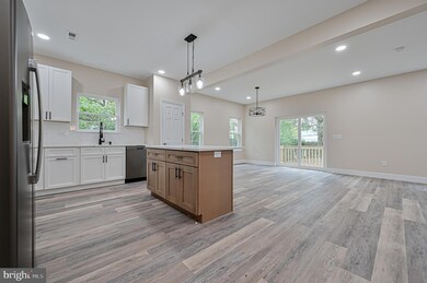 553 Columbia Ave, Millville, NJ 08332 - photo 6