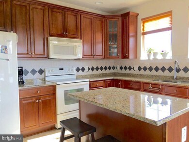 13859 Gullane Dr unit 91, Woodbridge, VA 22191 - photo 7