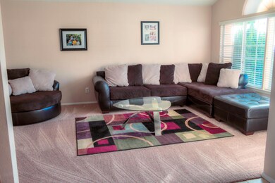 ClaroLivingRoom-1