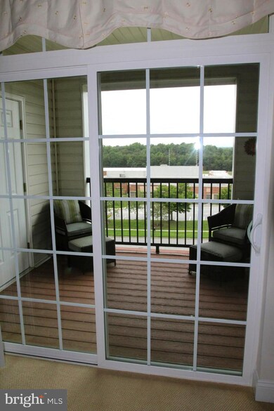 8606 Wintergreen Ct unit 406, Odenton, MD 21113 - photo 5