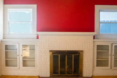 1616 Hawthorne St, Houston, TX 77006 - photo 2