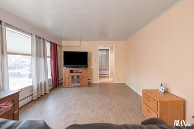 004_111419_realestate