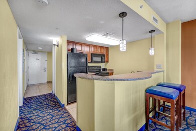 Kitchen with a kitchen breakfast bar, kitchen peni