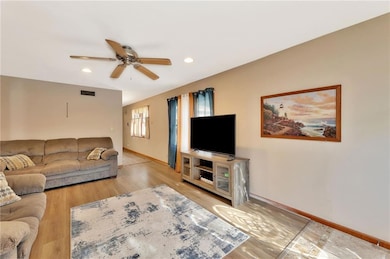 141 N Tracy St, Wichita, KS 67212 - photo 5