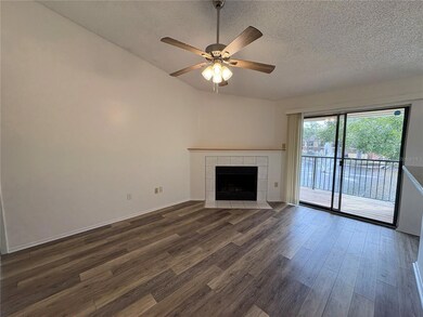8649 Fancy Finch Dr unit 204, Tampa, FL 33614 - photo 4