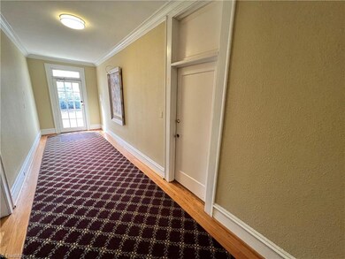 1714 Lynwood Ave unit 4, Winston Salem, NC 27104 - photo 2