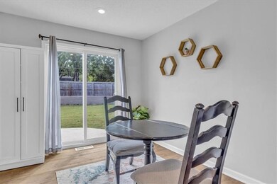 6439 Melrose Ln, Shawnee, KS 66203 - photo 7