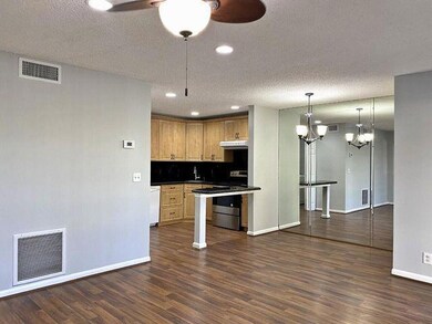 109 Lake Pine Cir unit A-2, Greenacres, FL 33463 - photo 3