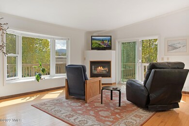 3 Canvas Back-large-003-012-Living Room-