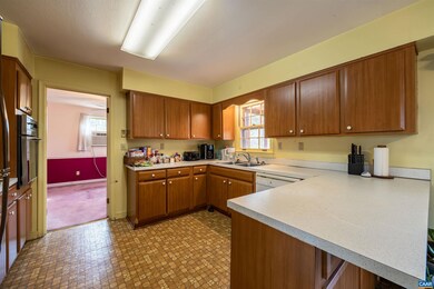 318 Brentwood Rd, Charlottesville, VA 22901 - photo 6