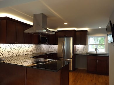 679 Read St, Attleboro, MA 02703 - photo 5