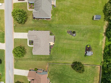 23 Rising Meadow Ln, Taylors, SC 29687 - photo 4