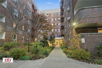 Terrace Gardens Plaza unit 214, Brooklyn, NY 11230 - photo 3